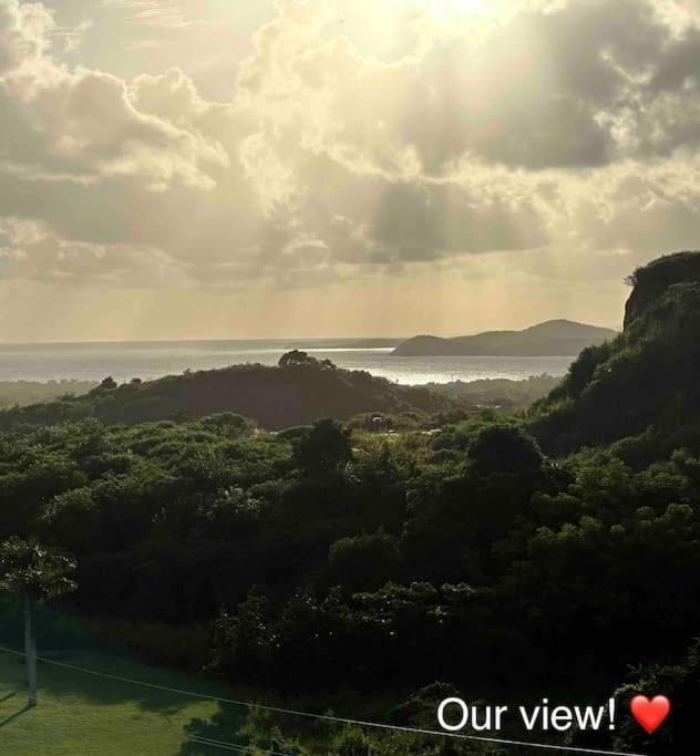 Ocean & Mountains View, Marina, Ferry, Vista Mar, Costa Esmeralda Ceiba Bagian luar foto